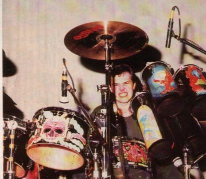 dannydrums.JPG (30030 bytes)
